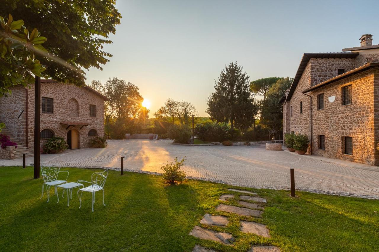 Antico Borgo Molino 7Cento Vicino Ai Giardini Di Ninfa Hotel Cori Exterior photo